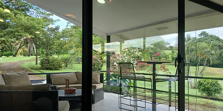Restaurant patio